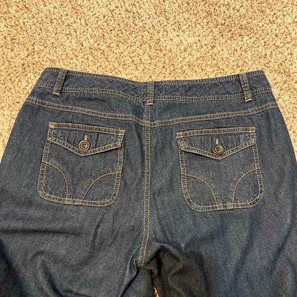 Dockers Wide Leg Medium Wash Mid Rise Denim Blue Jeans Women's Size 8S - Picture 7 of 11